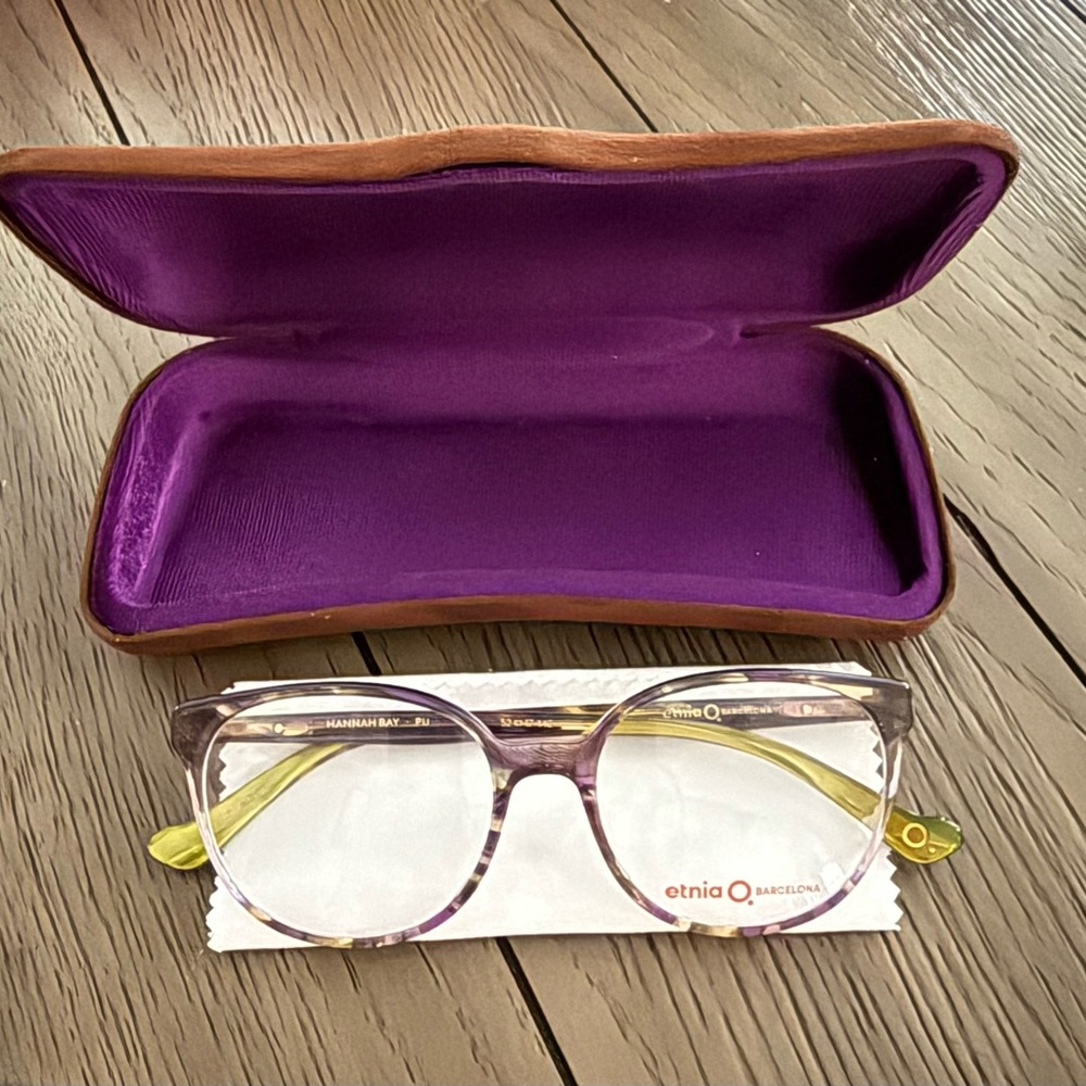 Etnia Barcelona Hannah Bay Frame
